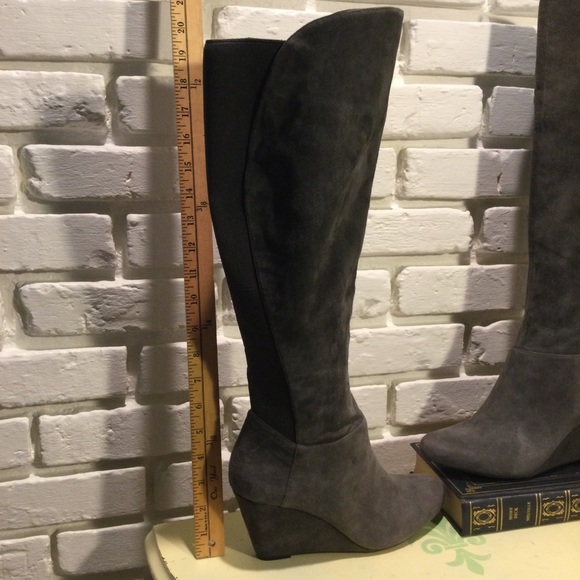 Jessica Simpson gray suede wedge boots 8.5 - Picture 2 of 8